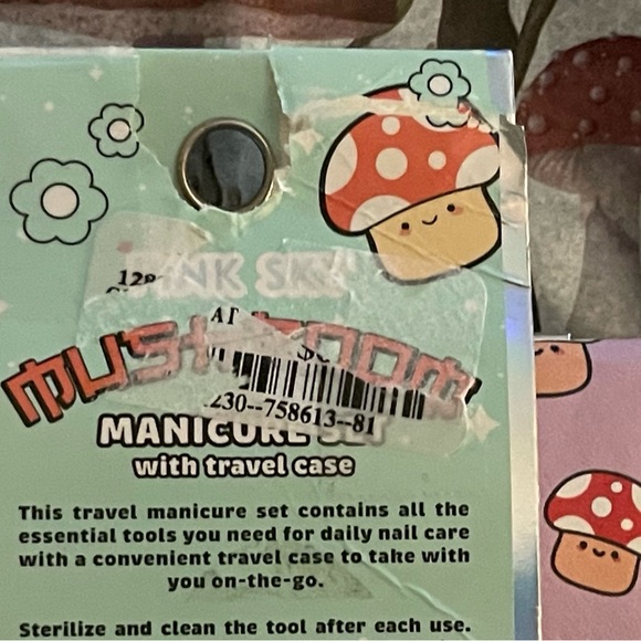 Pink Sky Mushroom Manicure Set, NWT - Picture 7 of 7